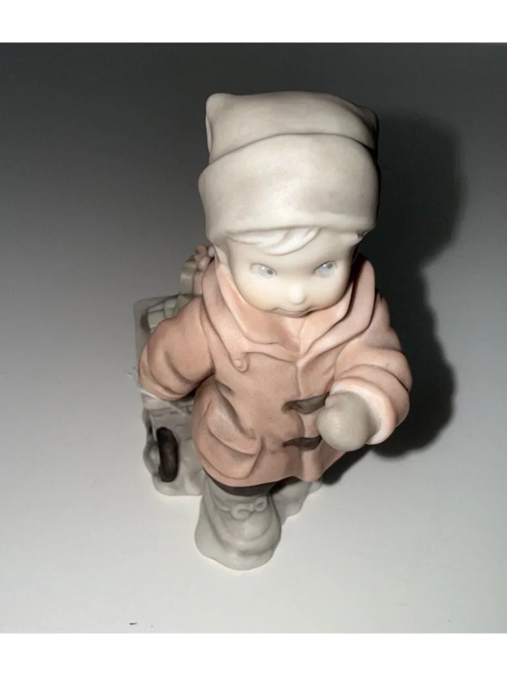 VTG Kim Anderson Pretty As A Picture Figurine Bringing You Christmas Cheer '96